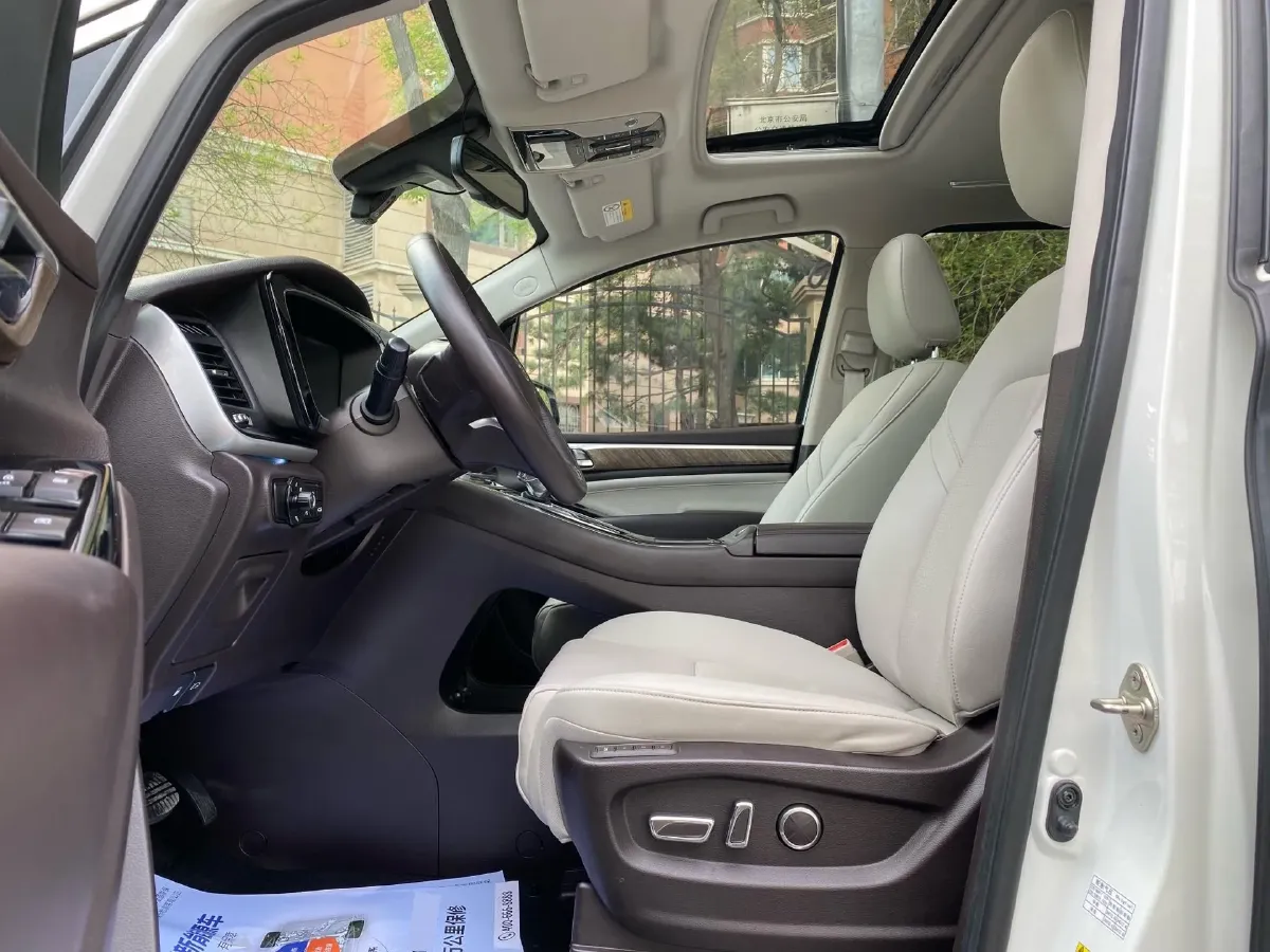 2021 GAC Trumpchi M8 2.0T 252HP L4 8AT,autocango,china used car exporter,china ev exporter,chinese used car exporter,chinese used ev exporter