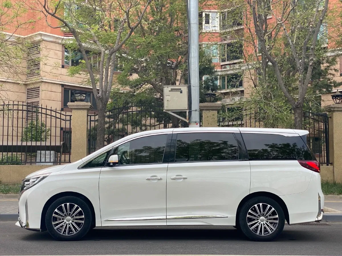 2021 GAC Trumpchi M8 2.0T 252HP L4 8AT,autocango,china used car exporter,china ev exporter,chinese used car exporter,chinese used ev exporter