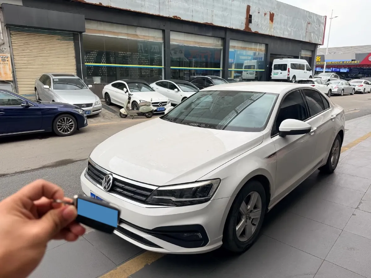 2019 Volkswagen T-Cross 1.4T 150HP L4 7DCT,autocango,china used car exporter,china ev exporter,chinese used car exporter,chinese used ev exporter
