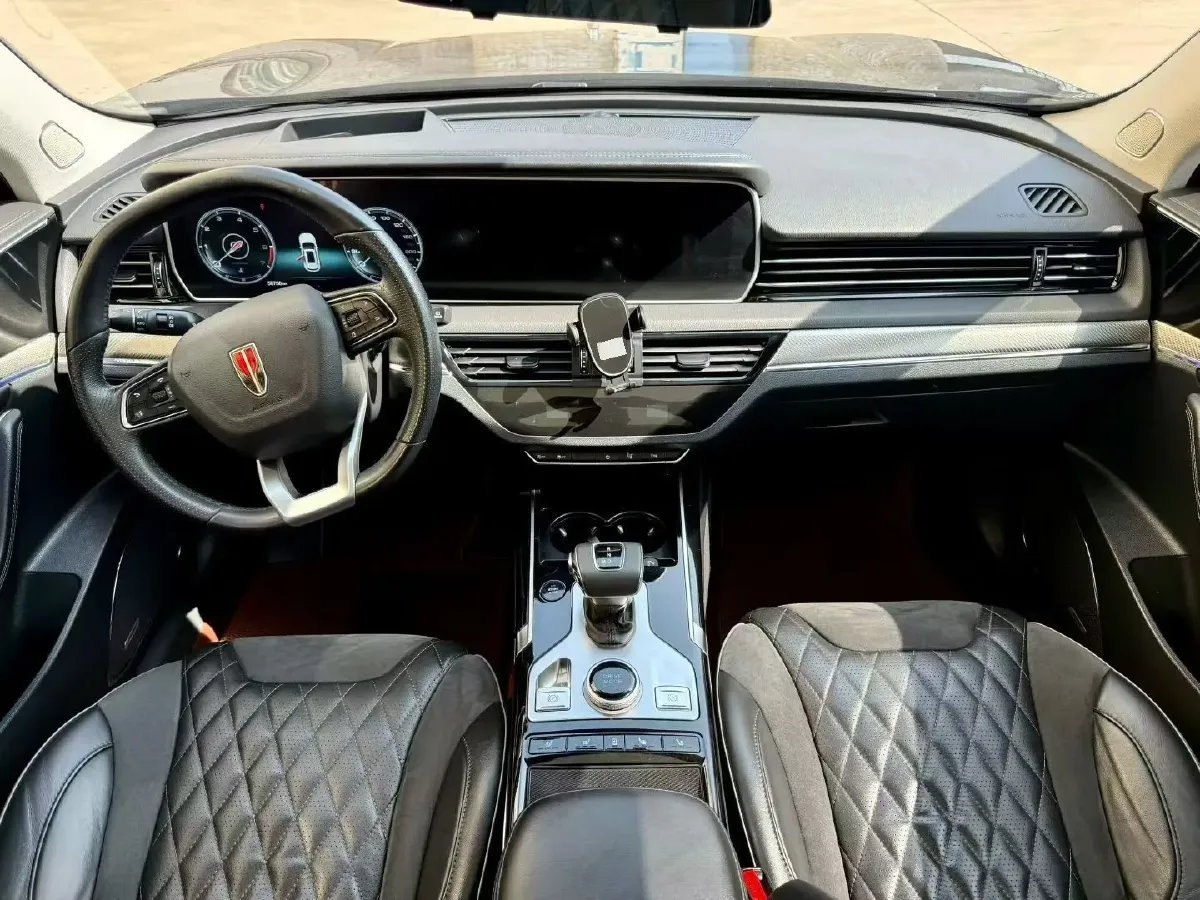 2019 HongQi HS5 2.0T 224HP L4 6AT,autocango,china used car exporter,china ev exporter,chinese used car exporter,chinese used ev exporter