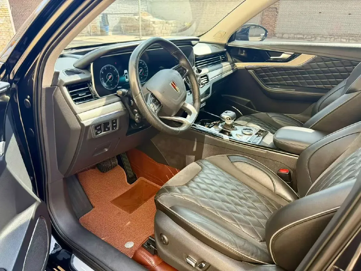 2019 HongQi HS5 2.0T 224HP L4 6AT,autocango,china used car exporter,china ev exporter,chinese used car exporter,chinese used ev exporter
