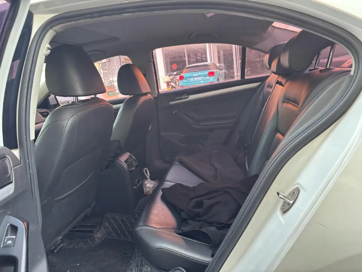 2018 Volkswagen Sagitar 1.2T 110HP L4 7DCT,autocango,china used car exporter,china ev exporter,chinese used car exporter,chinese used ev exporter