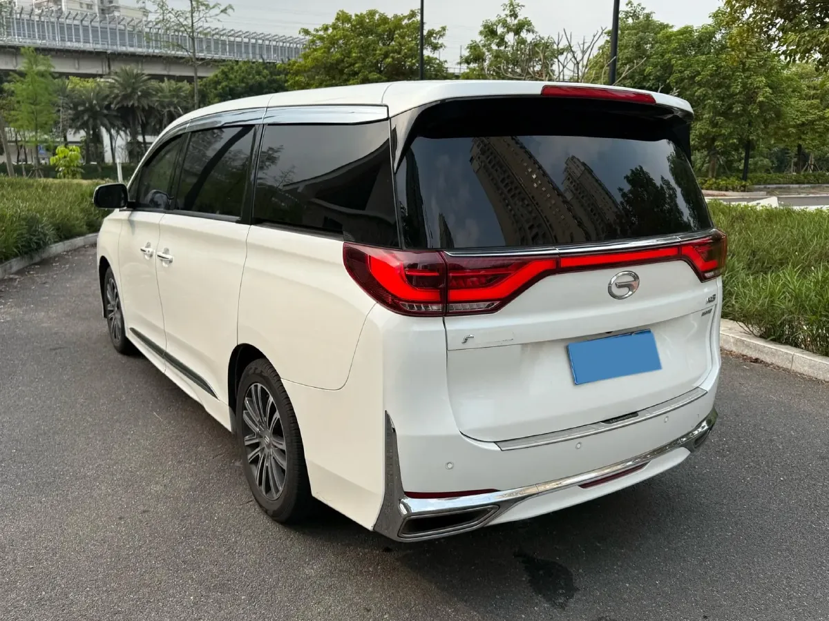 2021 GAC Trumpchi M8 2.0T 252HP L4 8AT,autocango,china used car exporter,china ev exporter,chinese used car exporter,chinese used ev exporter