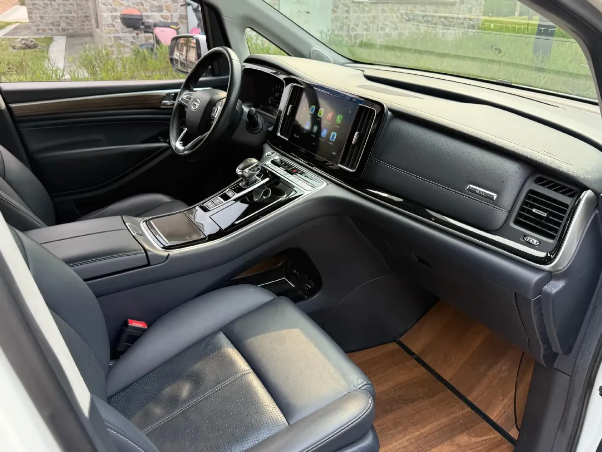 2021 GAC Trumpchi M8 2.0T 252HP L4 8AT,autocango,china used car exporter,china ev exporter,chinese used car exporter,chinese used ev exporter