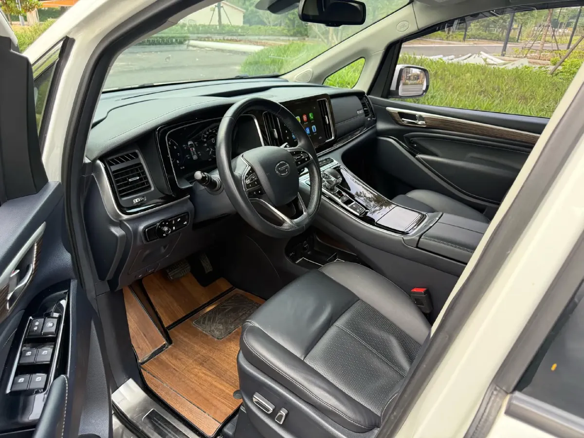 2021 GAC Trumpchi M8 2.0T 252HP L4 8AT,autocango,china used car exporter,china ev exporter,chinese used car exporter,chinese used ev exporter