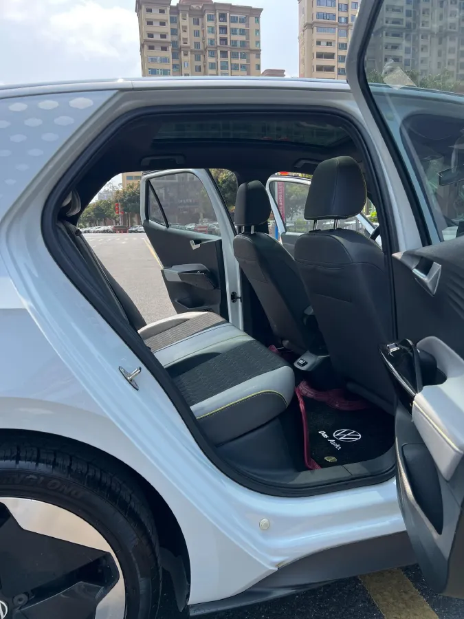 2021 Volkswagen ID.3 BEV 57.3KWH,autocango,china used car exporter,china ev exporter,chinese used car exporter,chinese used ev exporter