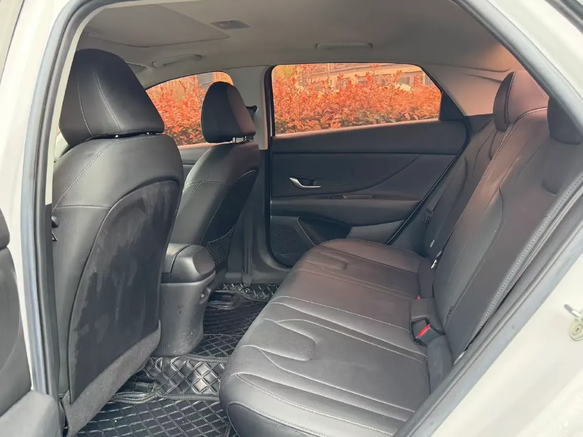 2021 Hyundai Elantra 1.5L 115HP L4 CVT,autocango,china used car exporter,china ev exporter,chinese used car exporter,chinese used ev exporter