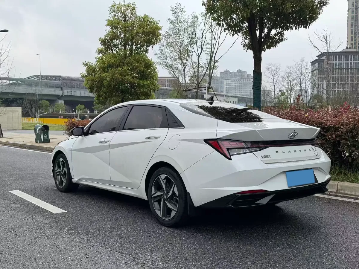 2021 Hyundai Elantra 1.5L 115HP L4 CVT,autocango,china used car exporter,china ev exporter,chinese used car exporter,chinese used ev exporter