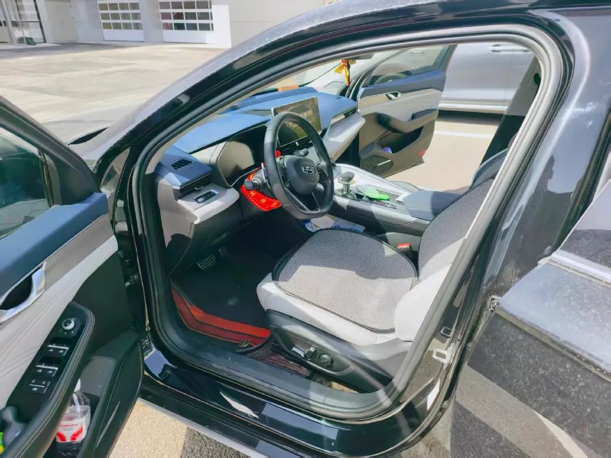 2021 Geely Preface 2.0T 190HP L4 7DCT,autocango,china used car exporter,china ev exporter,chinese used car exporter,chinese used ev exporter