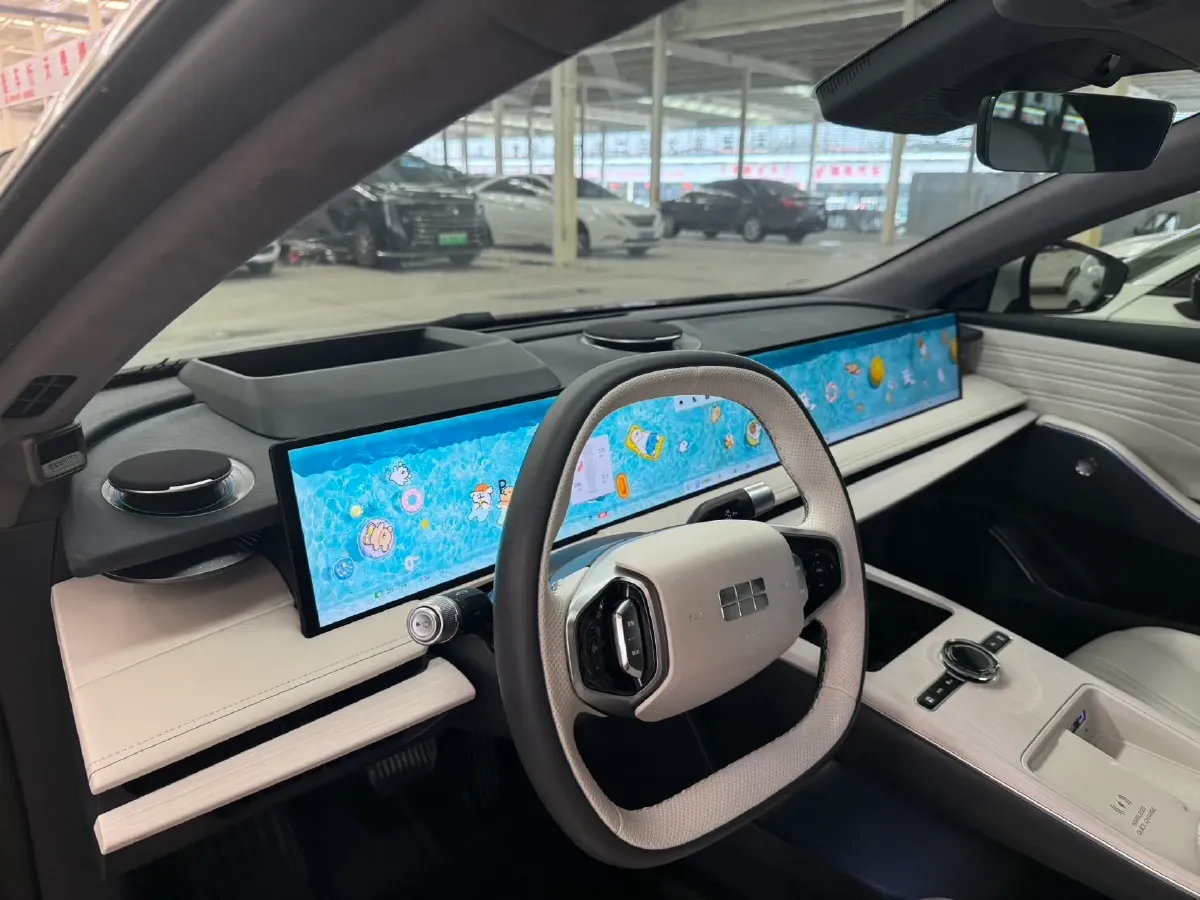 2024 Geely Galaxy E8 BEV 76KWH,autocango,china used car exporter,china ev exporter,chinese used car exporter,chinese used ev exporter