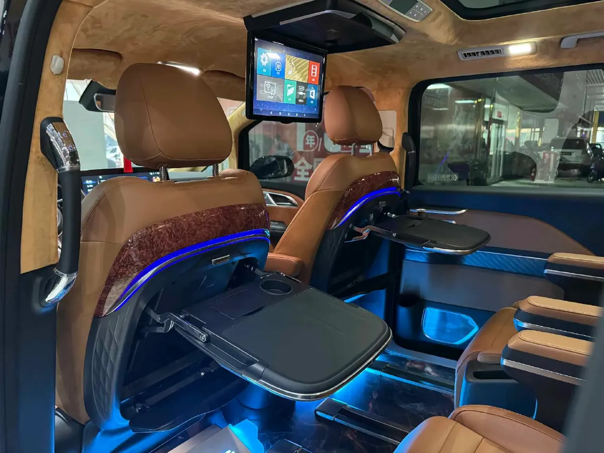 2023 HongQi HQ9 2.0T 252HP L4 8AT,autocango,china used car exporter,china ev exporter,chinese used car exporter,chinese used ev exporter