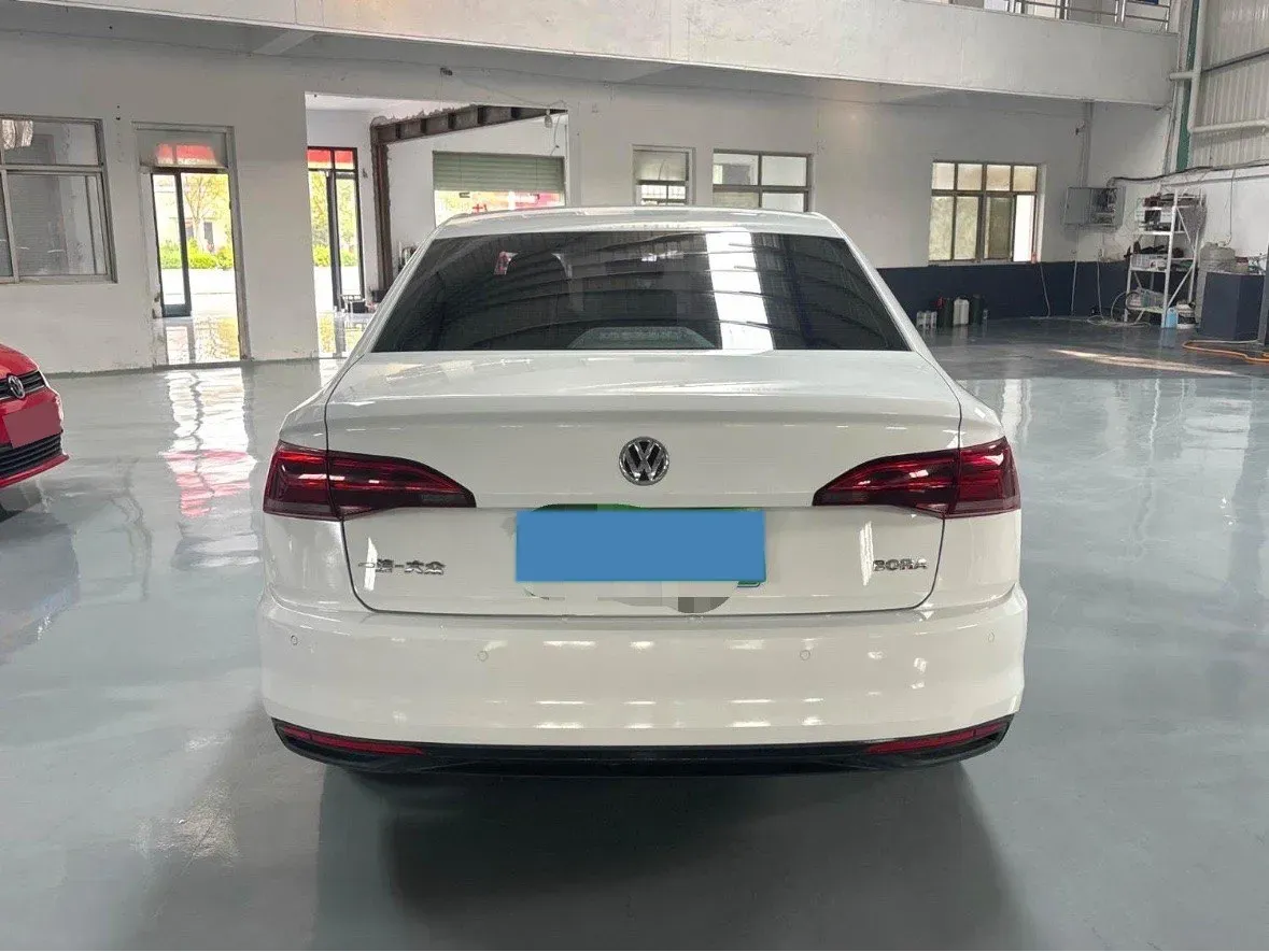 2020 Volkswagen Bora 1.5L 113HP L4 5MT,autocango,china used car exporter,china ev exporter,chinese used car exporter,chinese used ev exporter