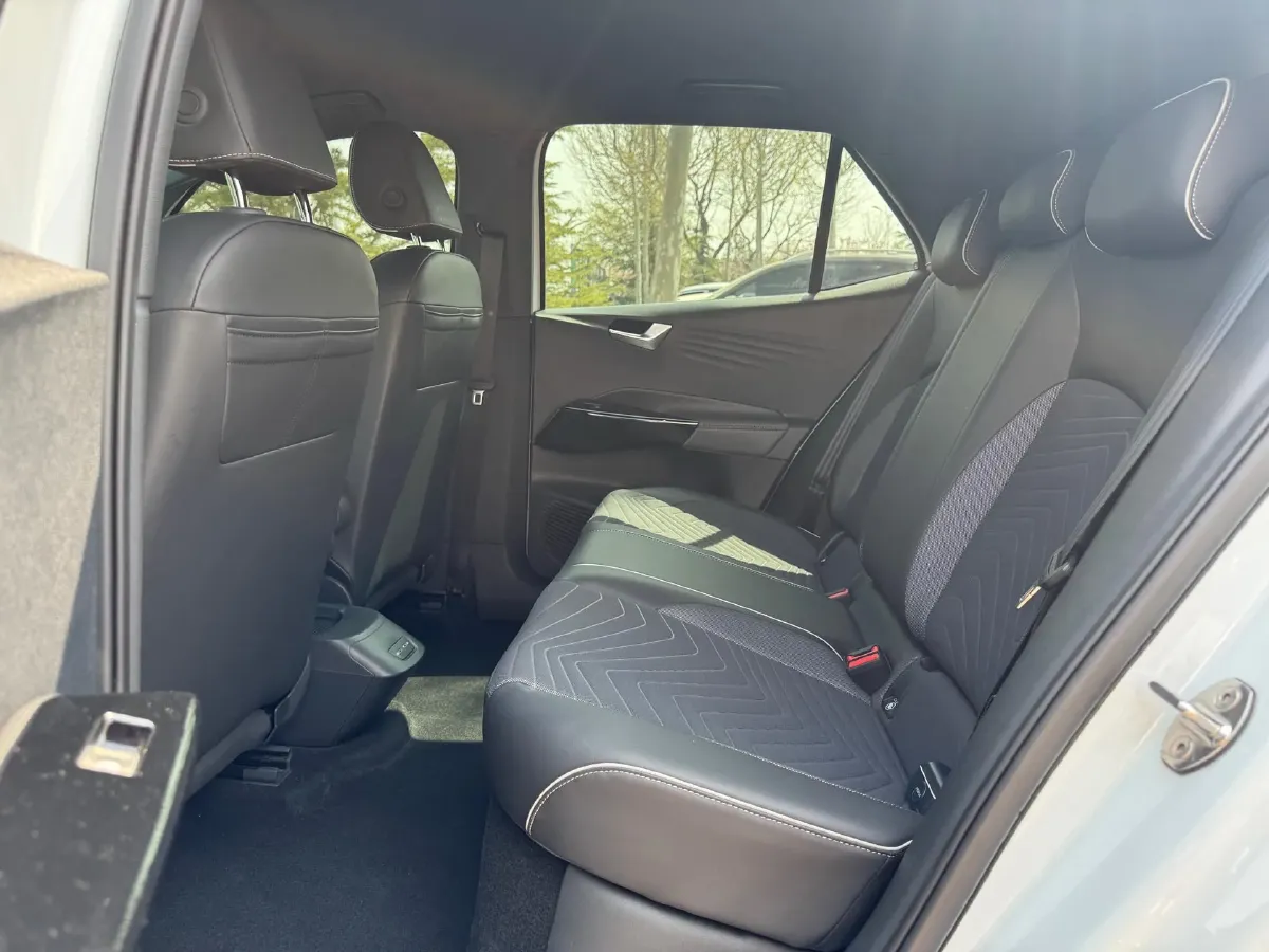 2023 Volkswagen ID.3 BEV 52.8KWH,autocango,china used car exporter,china ev exporter,chinese used car exporter,chinese used ev exporter