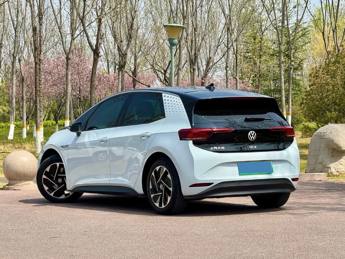 2023 Volkswagen ID.3 BEV 52.8KWH,autocango,china used car exporter,china ev exporter,chinese used car exporter,chinese used ev exporter