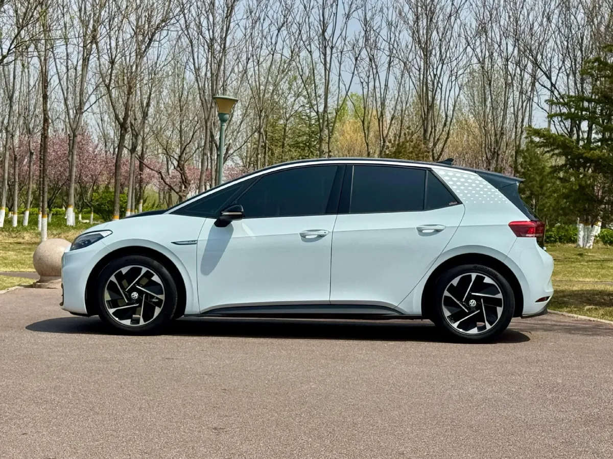 2023 Volkswagen ID.3 BEV 52.8KWH,autocango,china used car exporter,china ev exporter,chinese used car exporter,chinese used ev exporter