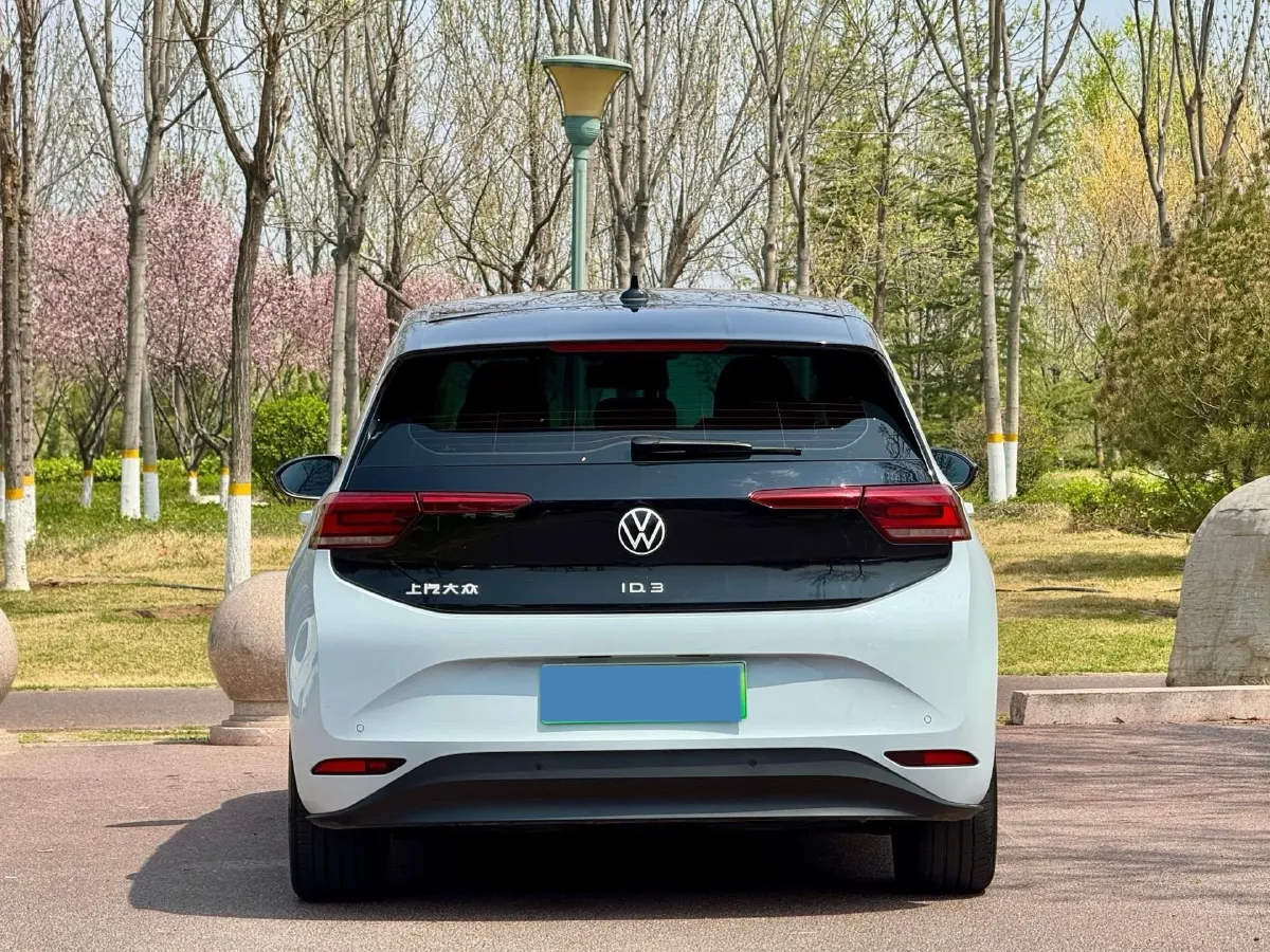 2023 Volkswagen ID.3 BEV 52.8KWH,autocango,china used car exporter,china ev exporter,chinese used car exporter,chinese used ev exporter