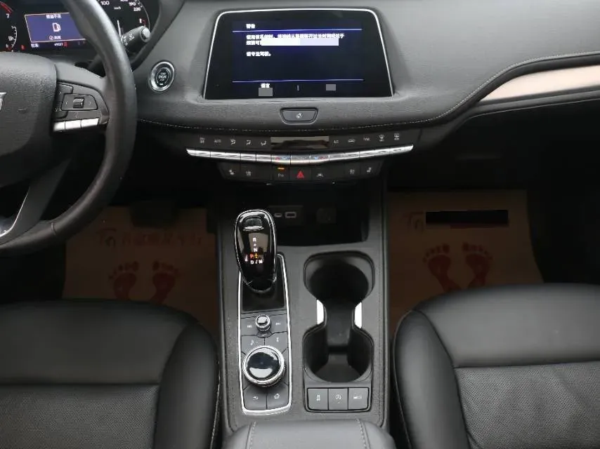 2022 Cadillac XT4 2.0T 237HP L4 9AT,autocango,china used car exporter,china ev exporter,chinese used car exporter,chinese used ev exporter