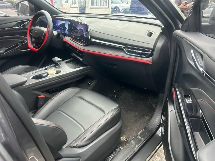 2024 ChangAn X5 PLUS 1.5T 188HP L4 7DCT,autocango,china used car exporter,china ev exporter,chinese used car exporter,chinese used ev exporter