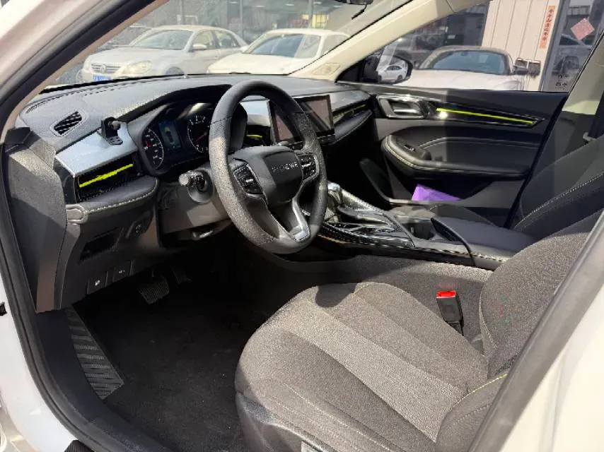 2021 Roewe i5 1.5L 120HP L4 CVT,autocango,china used car exporter,china ev exporter,chinese used car exporter,chinese used ev exporter