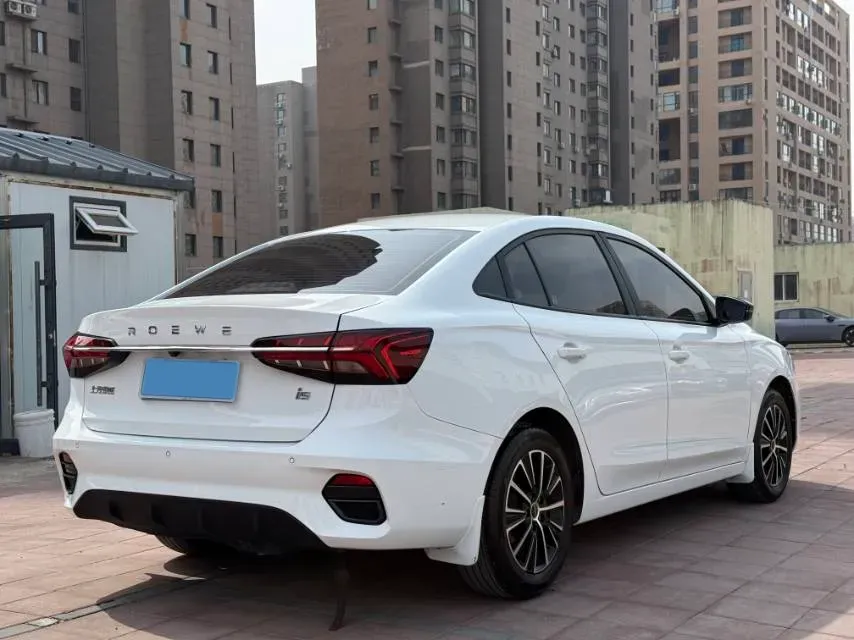 2021 Roewe i5 1.5L 120HP L4 CVT,autocango,china used car exporter,china ev exporter,chinese used car exporter,chinese used ev exporter