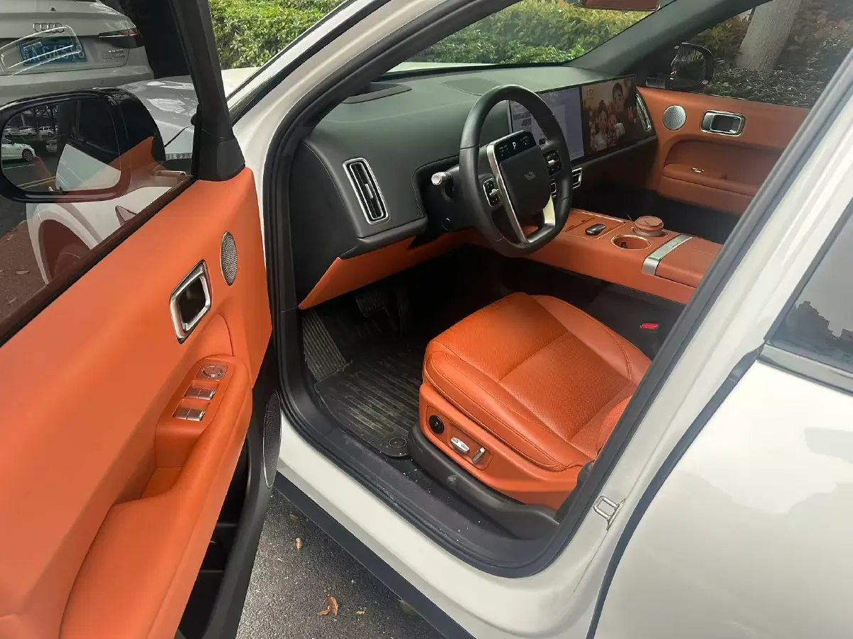 2024 Li L6 Range Extended 154HP L4 REEV 36.8KWH,autocango,china used car exporter,china ev exporter,chinese used car exporter,chinese used ev exporter