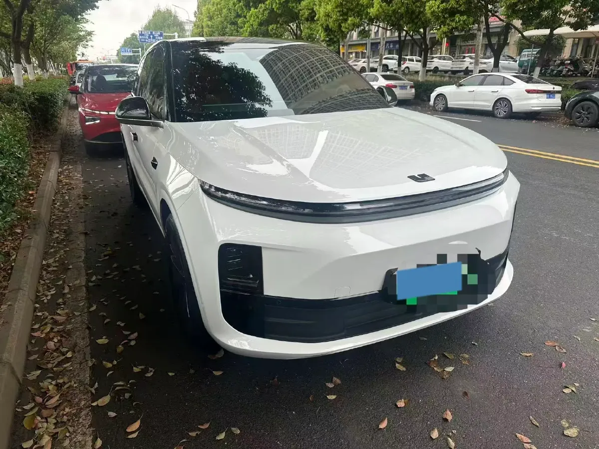 2024 Li L6 Range Extended 154HP L4 REEV 36.8KWH,autocango,china used car exporter,china ev exporter,chinese used car exporter,chinese used ev exporter