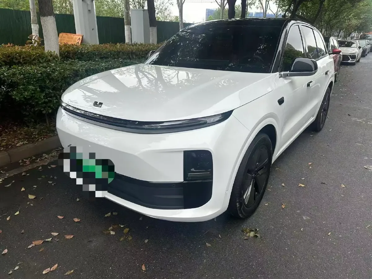 2024 Li L6 Range Extended 154HP L4 REEV 36.8KWH,autocango,china used car exporter,china ev exporter,chinese used car exporter,chinese used ev exporter