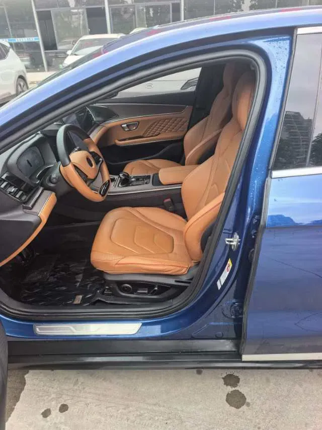 2022 Volkswagen Tiguan L 2.0T 186HP L4 7DCT,autocango,china used car exporter,china ev exporter,chinese used car exporter,chinese used ev exporter