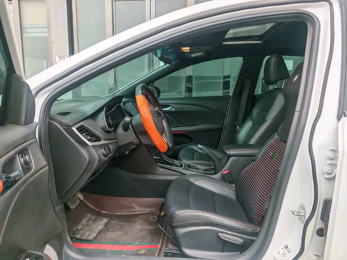 2020 Chevrolet Monza 1.3T 163HP L3 6AT,autocango,china used car exporter,china ev exporter,chinese used car exporter,chinese used ev exporter