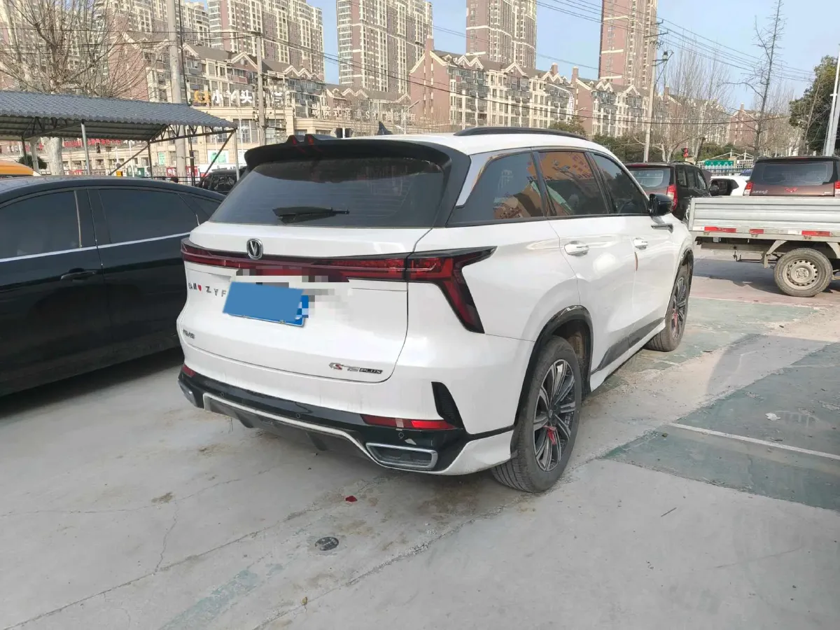 2024 ChangAn CS75 Plus 1.5T 188HP L4 8AT,autocango,china used car exporter,china ev exporter,chinese used car exporter,chinese used ev exporter