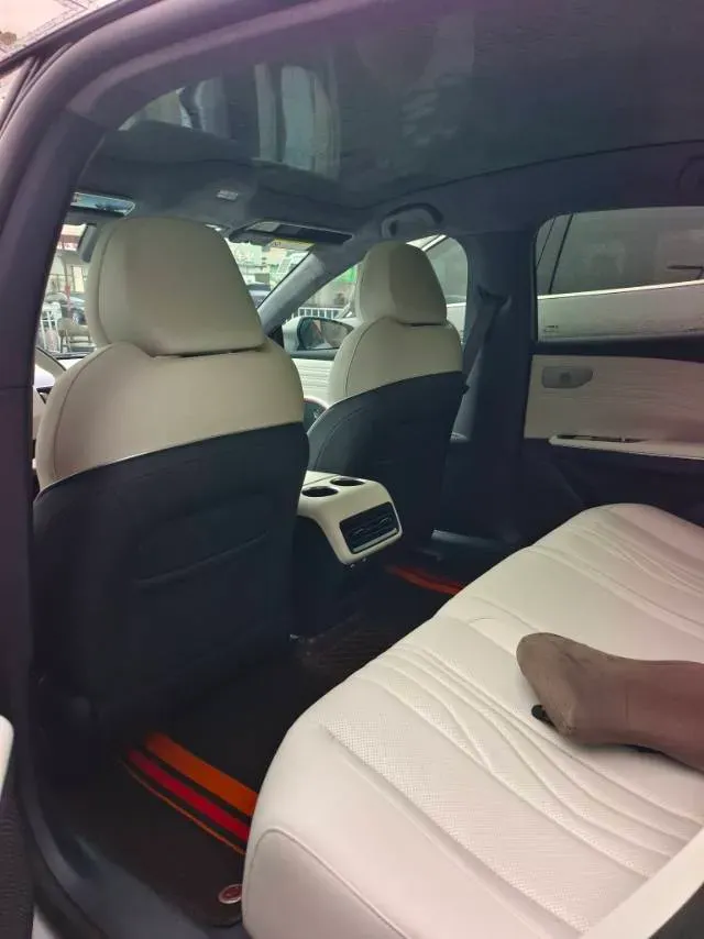 2024 Geely Galaxy E8 BEV 76KWH,autocango,china used car exporter,china ev exporter,chinese used car exporter,chinese used ev exporter