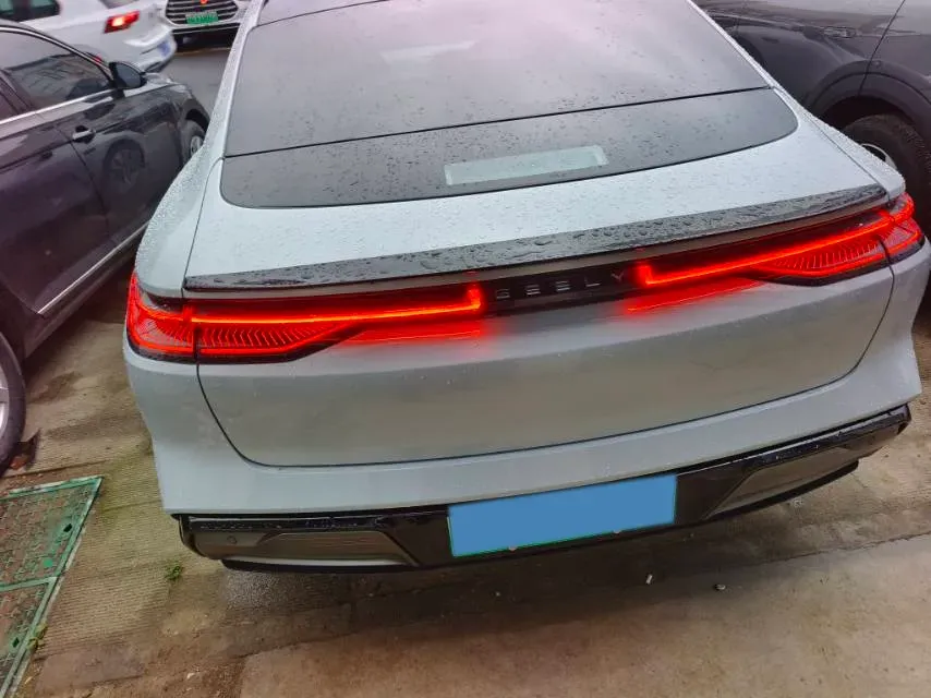 2024 Geely Galaxy E8 BEV 76KWH,autocango,china used car exporter,china ev exporter,chinese used car exporter,chinese used ev exporter