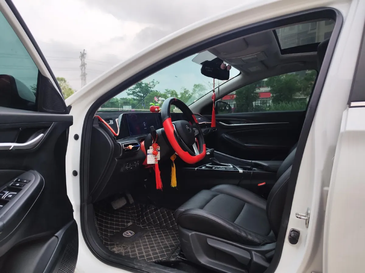 2020 ChangAn Eado 1.6L 128HP L4 6AT,autocango,china used car exporter,china ev exporter,chinese used car exporter,chinese used ev exporter