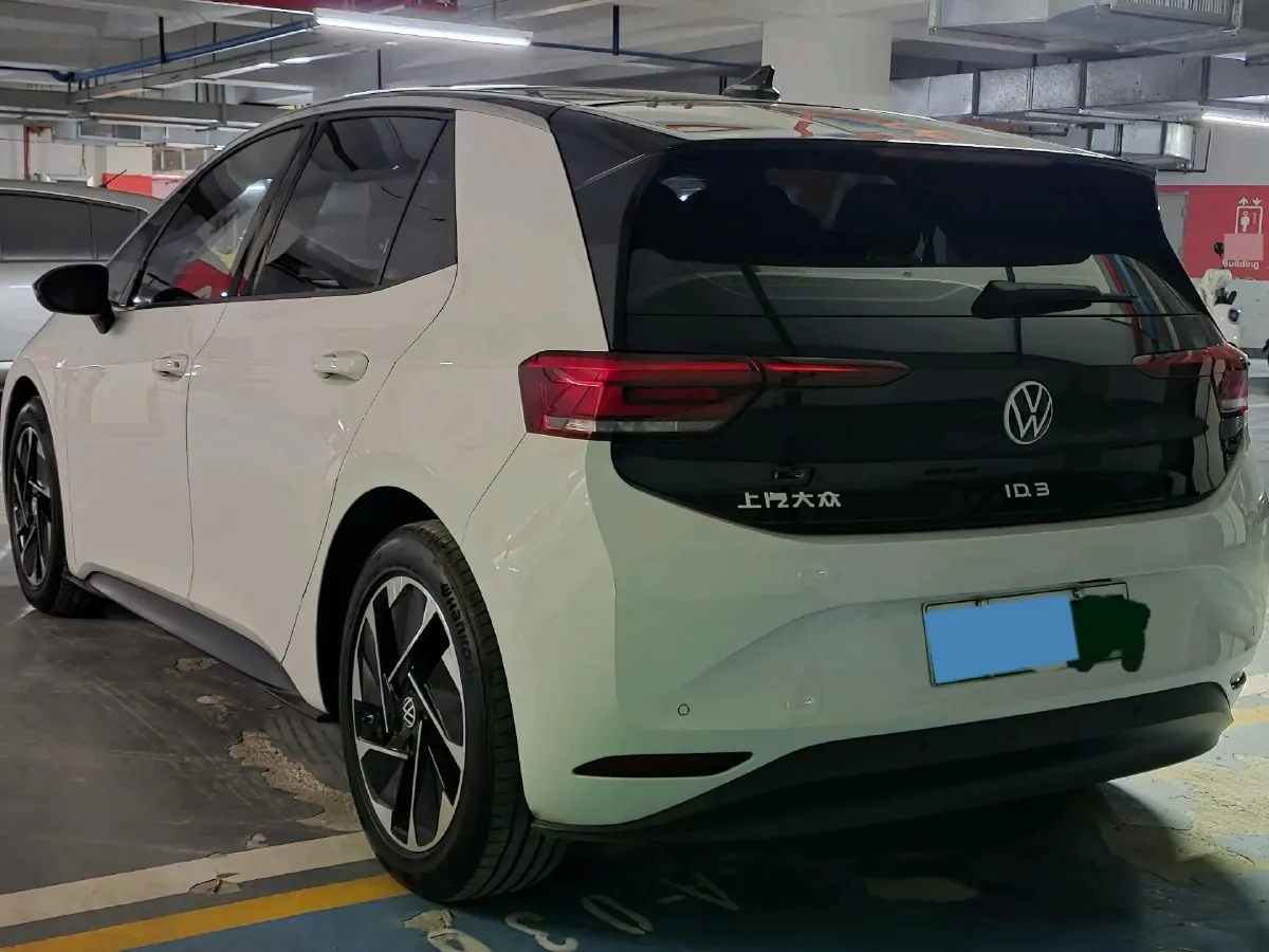2025 Volkswagen ID.3 BEV 52.8KWH,autocango,china used car exporter,china ev exporter,chinese used car exporter,chinese used ev exporter