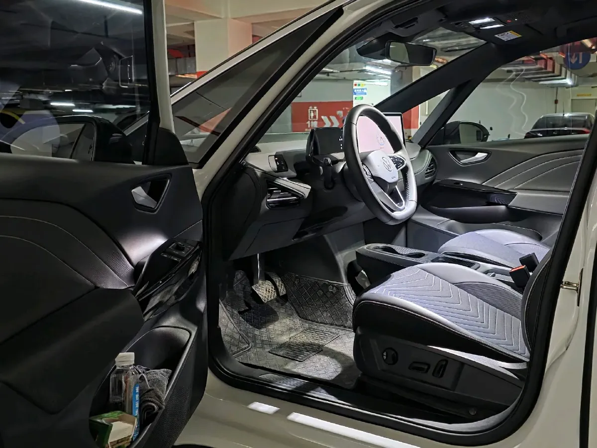 2025 Volkswagen ID.3 BEV 52.8KWH,autocango,china used car exporter,china ev exporter,chinese used car exporter,chinese used ev exporter