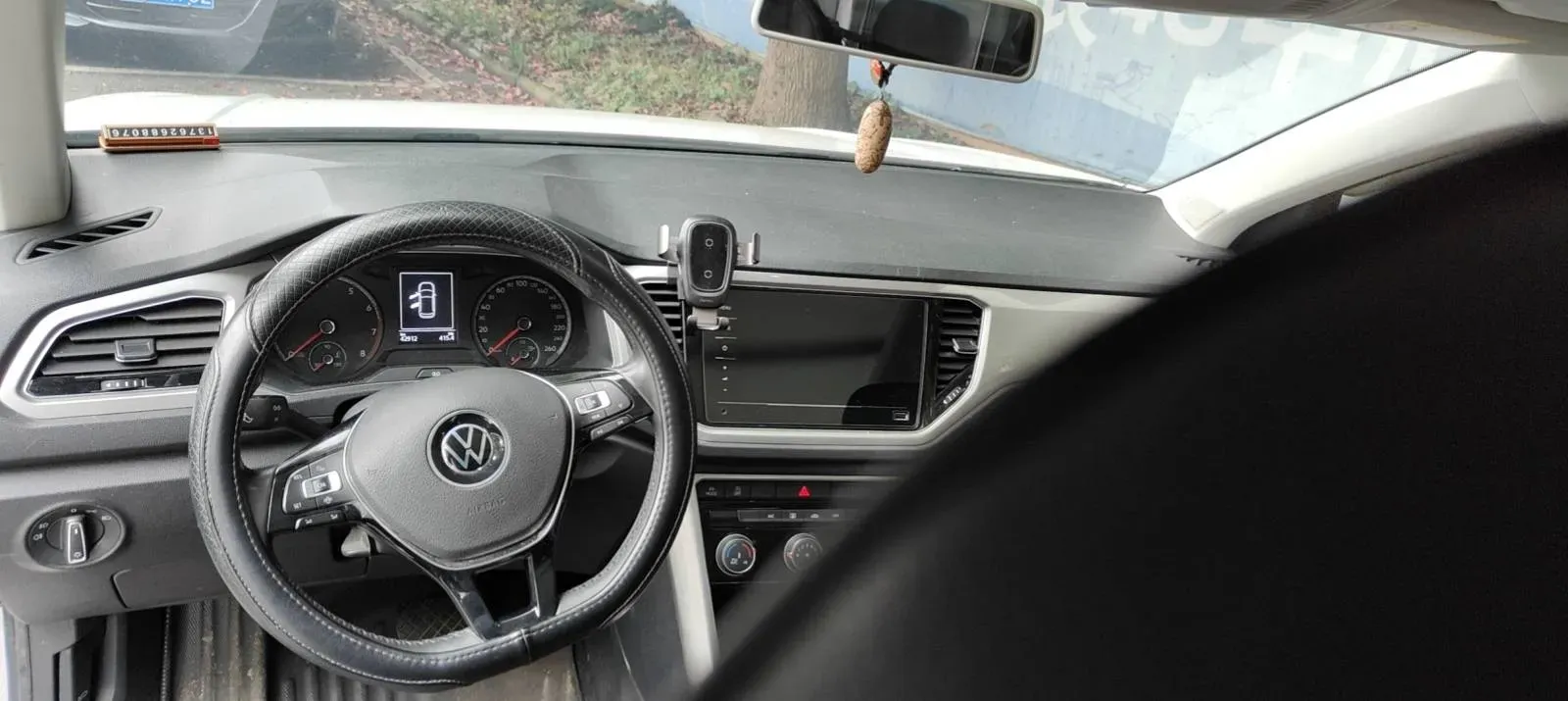 2021 Volkswagen T-Roc 1.4T 150HP L4 7DCT,autocango,china used car exporter,china ev exporter,chinese used car exporter,chinese used ev exporter