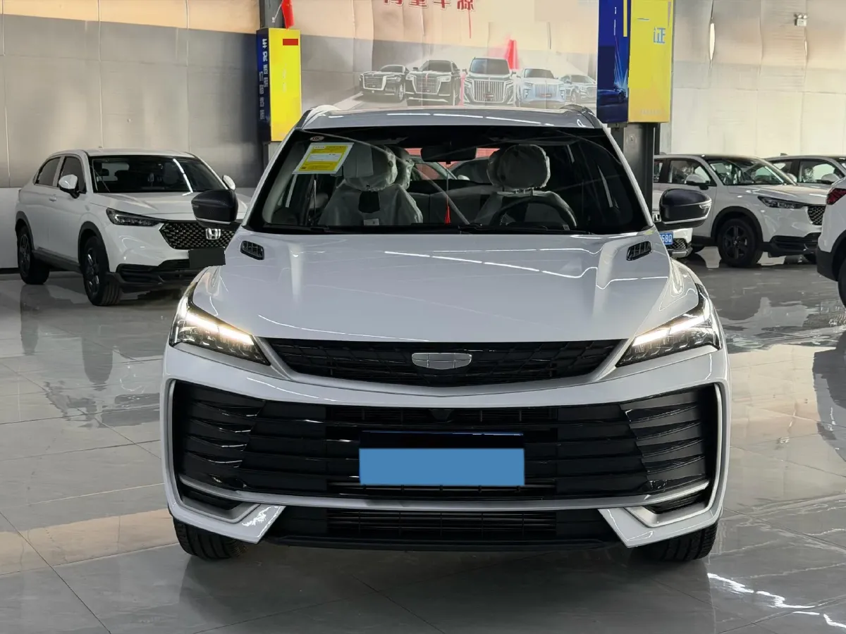 2025 Geely Coolray 1.5T 181HP L4 7DCT,autocango,china used car exporter,china ev exporter,chinese used car exporter,chinese used ev exporter