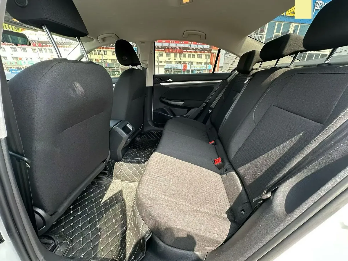 2021 Volkswagen Bora 1.5L 113HP L4 6AT,autocango,china used car exporter,china ev exporter,chinese used car exporter,chinese used ev exporter