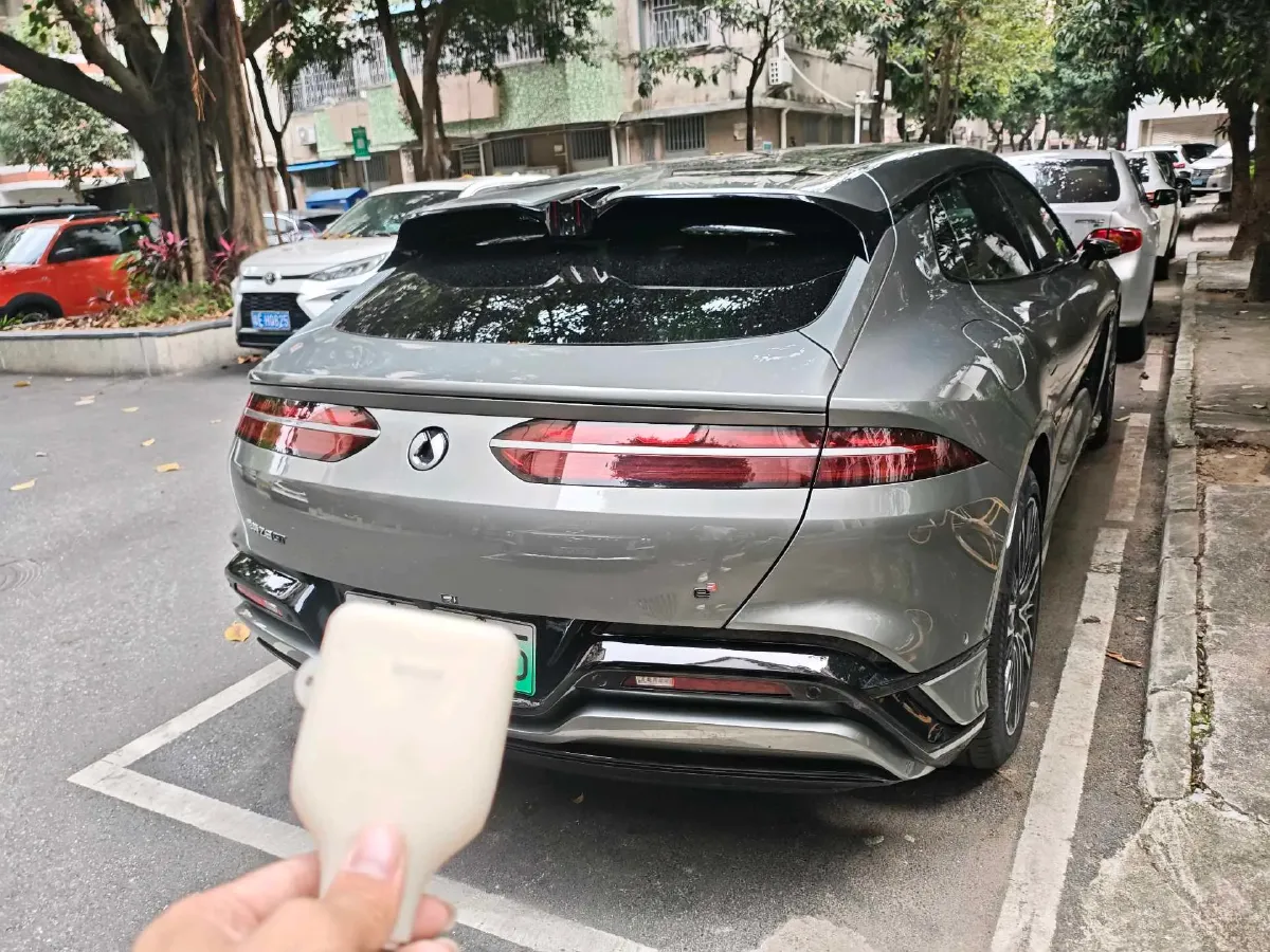 2024 Denza DenzaZ9GT 2.0T 207HP L4 E-CVT PHEV 38.5KWH,autocango,china used car exporter,china ev exporter,chinese used car exporter,chinese used ev exporter