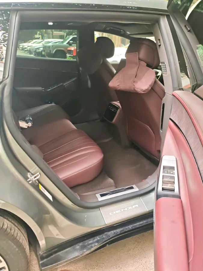 2024 Denza DenzaZ9GT 2.0T 207HP L4 E-CVT PHEV 38.5KWH,autocango,china used car exporter,china ev exporter,chinese used car exporter,chinese used ev exporter