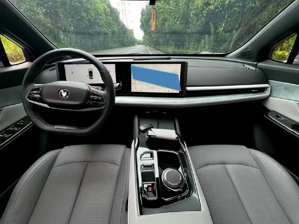 2023 ChangAn UNI-T 1.5T 188HP L4 7DCT,autocango,china used car exporter,china ev exporter,chinese used car exporter,chinese used ev exporter