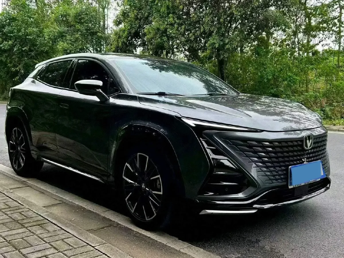 2023 ChangAn UNI-T 1.5T 188HP L4 7DCT,autocango,china used car exporter,china ev exporter,chinese used car exporter,chinese used ev exporter