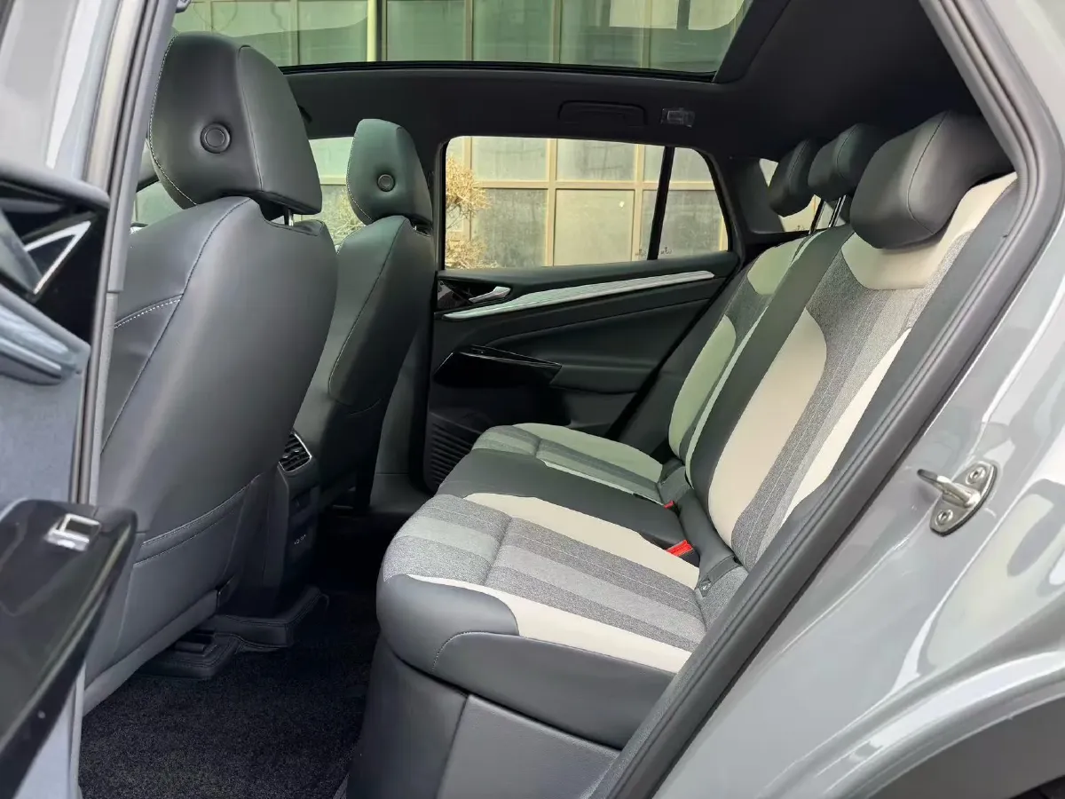 2022 Volkswagen ID.4 Crozz BEV 55.7KWH,autocango,china used car exporter,china ev exporter,chinese used car exporter,chinese used ev exporter