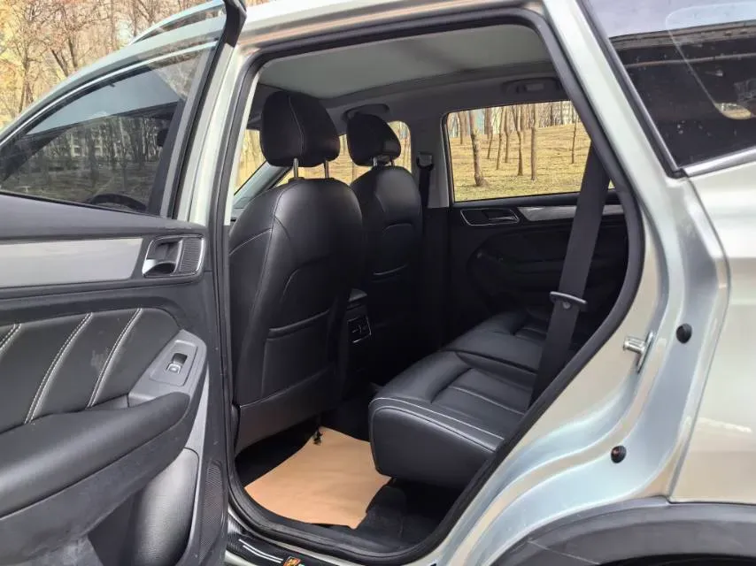 2020 Roewe RX5 1.5T 169HP L4 7DCT,autocango,china used car exporter,china ev exporter,chinese used car exporter,chinese used ev exporter