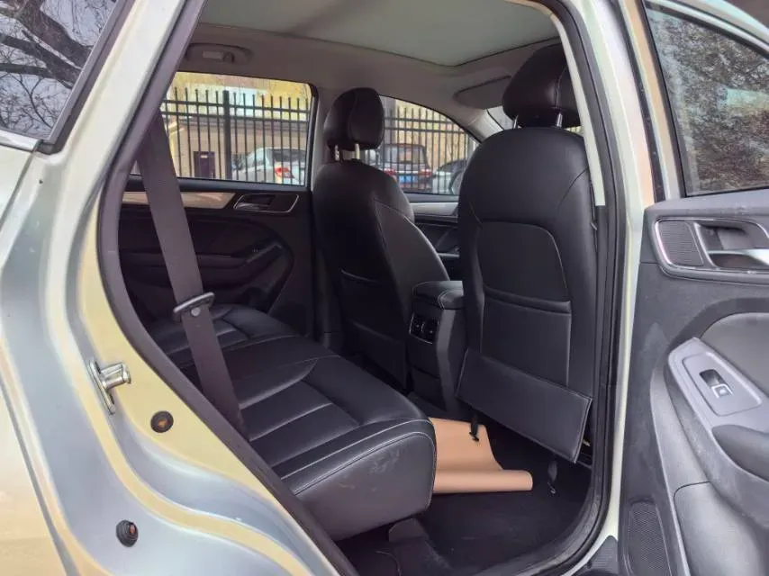 2020 Roewe RX5 1.5T 169HP L4 7DCT,autocango,china used car exporter,china ev exporter,chinese used car exporter,chinese used ev exporter