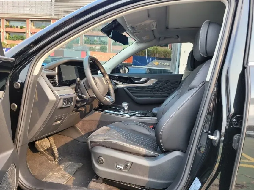 2022 HongQi HS5 2.0T 224HP L4 6AT,autocango,china used car exporter,china ev exporter,chinese used car exporter,chinese used ev exporter