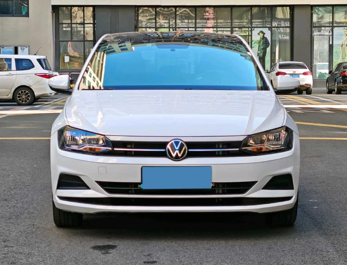 2023 Volkswagen Polo 1.5L 113HP L4 6AT,autocango,china used car exporter,china ev exporter,chinese used car exporter,chinese used ev exporter