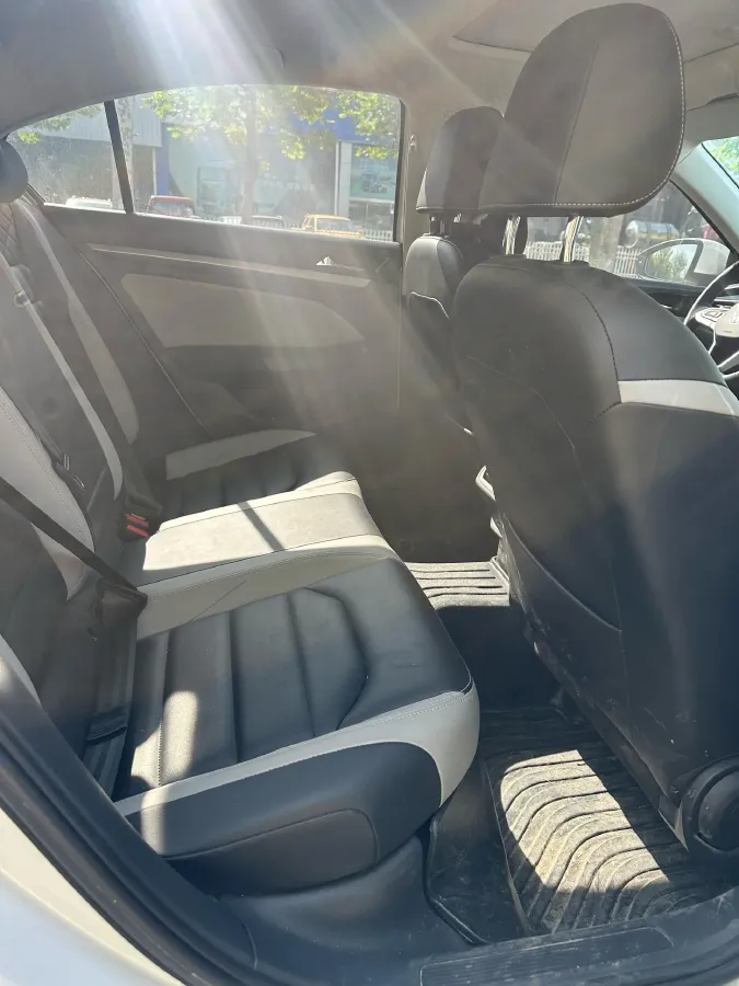 2023 Volkswagen Bora 1.5T 160HP L4 7DCT,autocango,china used car exporter,china ev exporter,chinese used car exporter,chinese used ev exporter