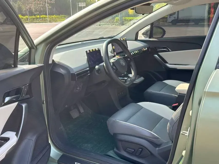 2022 MG MG4 BEV 64KWH,autocango,china used car exporter,china ev exporter,chinese used car exporter,chinese used ev exporter