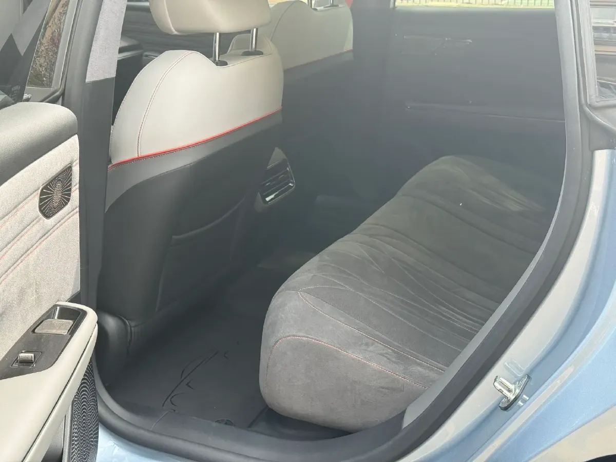 2025 Dongfeng PaLaSuo 2.0T 228HP L4 8AT,autocango,china used car exporter,china ev exporter,chinese used car exporter,chinese used ev exporter